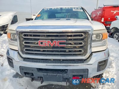 Piąte zdjęcie samochodu w środku: 2015 GMC SIERRA K2500 HEAVY DUTY VIN:1GT12XEG9FF559968 - miniatura