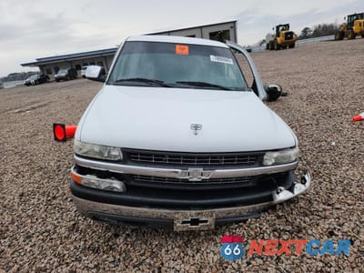Piąte zdjęcie samochodu w środku: 2000 CHEVROLET SILVERADO C1500 VIN:1GCEC14T9YZ209249 - miniatura