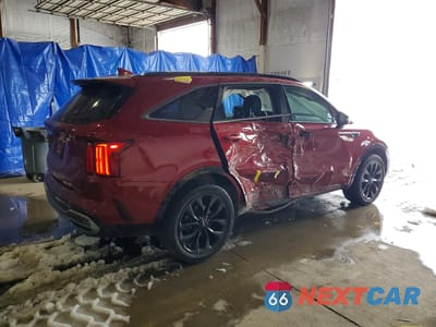 Trzecie zdjęcie samochodu z tyłu: 2022 KIA SORENTO SX VIN:5XYRKDLF5NG089381 - miniatura