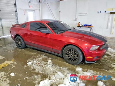 Czwarte zdjęcie samochodu z boku: 2010 FORD MUSTANG VIN:1ZVBP8AN8A5140652 - miniatura
