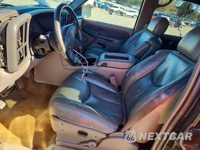 Zdjęcie 7 z 13 samochodu: 2003 GMC YUKON VIN:1GKEC13Z03R179349 - miniatura