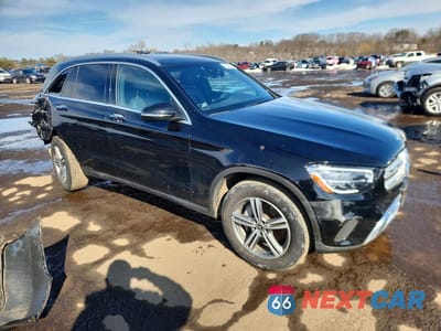 Czwarte zdjęcie samochodu z boku: 2020 MERCEDES-BENZ GLC 300 4MATIC VIN:W1N0G8EB3LF825853 - miniatura