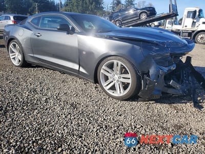 Czwarte zdjęcie samochodu z boku: 2017 CHEVROLET CAMARO LT VIN:1G1FC1RX5H0159480 - miniatura