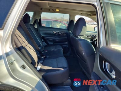 Zdjęcie 11 z 13 samochodu: 2017 NISSAN ROGUE SV VIN:5N1AT2MVXHC742957 - miniatura