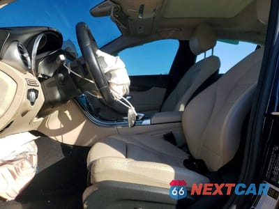 Zdjęcie 7 z 11 samochodu: 2019 MERCEDES-BENZ C 300 4MATIC VIN:55SWF8EB3KU303035 - miniatura