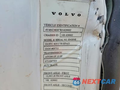 Zdjęcie 10 z 10 samochodu: 2024 VOLVO VNL SEMI TRUCK VIN:4V4NC9EH7RN629002 - miniatura