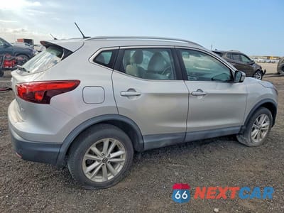 Czwarte zdjęcie samochodu z boku: 2019 NISSAN ROGUE SPORT S VIN:JN1BJ1CPXKW235514 - miniatura