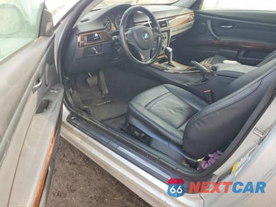 Zdjęcie 8 z 12 samochodu: 2011 BMW 335 VIN:WBAKF9C52BE619625 - miniatura