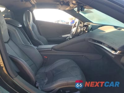 Zdjęcie 10 z 12 samochodu: 2025 CHEVROLET CORVETTE STINGRAY 1LT VIN:1G1YA2D43S5101900 - miniatura