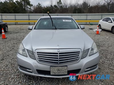 Piąte zdjęcie samochodu w środku: 2013 MERCEDES-BENZ E 350 4MATIC VIN:WDDHF8JBXDA722288 - miniatura