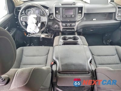 Zdjęcie 8 z 11 samochodu: 2021 RAM 1500 TRADESMAN VIN:1C6RRFGG4MN616710 - miniatura