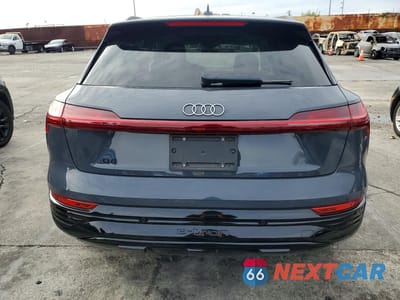 Zdjęcie 6 z 12 samochodu: 2024 AUDI Q8 E-TRON PREMIUM PLUS VIN:WA15AAGE3RB011421 - miniatura