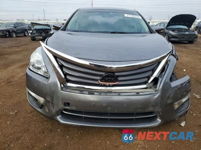 Piąte zdjęcie samochodu w środku: 2014 NISS ALTIMA 2.5 S VIN:1N4AL3AP0EN379591 - miniatura