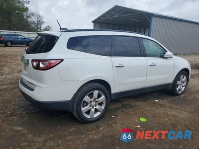 Trzecie zdjęcie samochodu z tyłu: 2016 CHEVROLET TRAVERSE LT VIN:1GNKRGKD0GJ192393 - miniatura