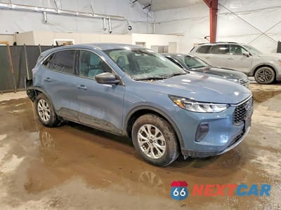 Czwarte zdjęcie samochodu z boku: 2023 FORD ESCAPE ACTIVE VIN:1FMCU9GNXPUB40126 - miniatura