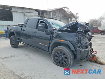 Czwarte zdjęcie samochodu z boku: 2024 GMC SIERRA K3500 AT4 VIN:1GT49VEYXRF123804 - miniatura