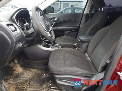 Zdjęcie 7 z 14 samochodu: 2021 JEEP COMPASS SPORT VIN:3C4NJCAB4MT526788 - miniatura