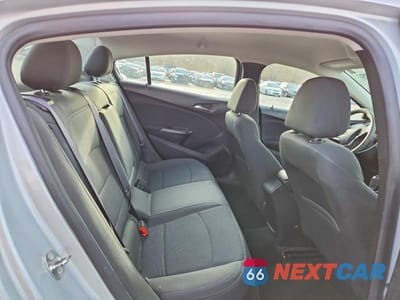 Zdjęcie 10 z 12 samochodu: 2016 CHEVROLET CRUZE LT VIN:1G1BE5SM8G7285368 - miniatura
