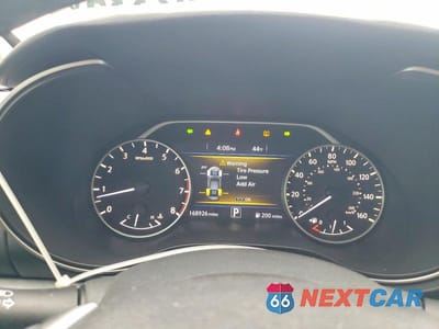 Zdjęcie 9 z 11 samochodu: 2017 NISS MAXIMA 3.5S VIN:1N4AA6AP4HC412809 - miniatura