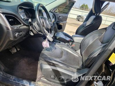 Zdjęcie 7 z 11 samochodu: 2019 JEEP CHEROKEE LIMITED VIN:1C4PJLDB4KD201792 - miniatura