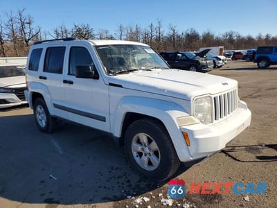 Czwarte zdjęcie samochodu z boku: 2011 JEEP LIBERTY SPORT VIN:1J4PN2GK4BW536110 - miniatura