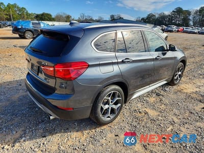 Trzecie zdjęcie samochodu z tyłu: 2017 BMW X1 XDRIVE28I VIN:WBXHT3C36H5F73510 - miniatura