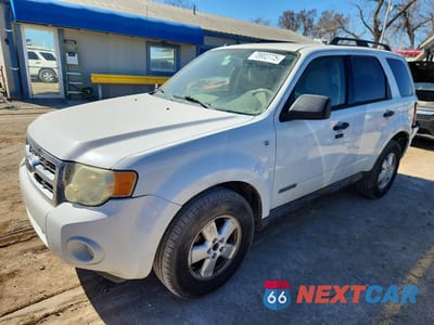 2008 FORD ESCAPE XLT 1FMCU03148KD67601 - główne zdjęcie licytacji z USA - miniatura