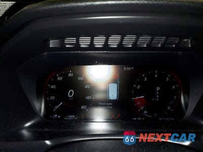 Zdjęcie 9 z 14 samochodu: 2017 VOLVO XC90 T6 VIN:YV4A22PK6H1116114 - miniatura
