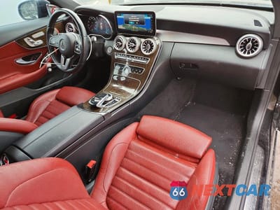 Zdjęcie 8 z 12 samochodu: 2019 MERCEDES-BENZ C 300 4MATIC VIN:WDDWJ8EB1KF774067 - miniatura