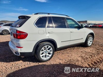 Trzecie zdjęcie samochodu z tyłu: 2013 BMW X5 XDRIVE35I VIN:5UXZV4C5XD0E04437 - miniatura