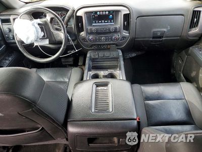 Zdjęcie 8 z 12 samochodu: 2018 GMC SIERRA K1500 SLT VIN:3GTU2NECXJG249379 - miniatura