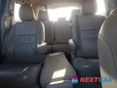 Zdjęcie 10 z 13 samochodu: 2015 TOYOTA SIENNA XLE 8-PASSENGER VIN:5TDYK3DCXFS532445 - miniatura