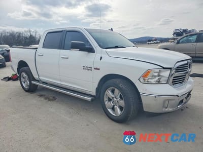 Czwarte zdjęcie samochodu z boku: 2017 RAM 1500 SLT VIN:3C6RR7LT6HG633337 - miniatura
