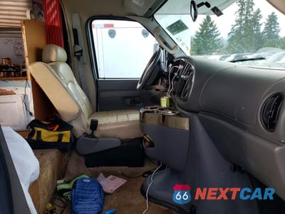 Piąte zdjęcie samochodu w środku: 2006 FORD E450 RV VIN:1FDXE45S86DA23962 - miniatura