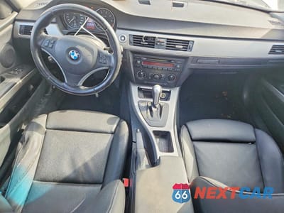 Zdjęcie 8 z 12 samochodu: 2007 BMW 323 I VIN:WBAVH13527KC96990 - miniatura