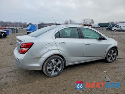 Trzecie zdjęcie samochodu z tyłu: 2018 CHEVROLET SONIC PREMIER VIN:1G1JF5SB1J4106166 - miniatura