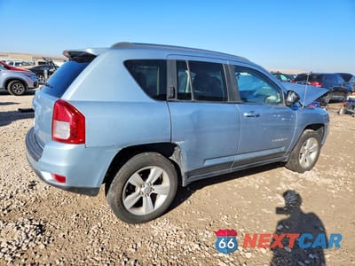 Trzecie zdjęcie samochodu z tyłu: 2013 JEEP COMPASS SPORT VIN:1C4NJDBB4DD108595 - miniatura