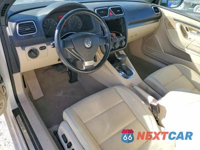 Zdjęcie 8 z 12 samochodu: 2009 VOLKSWAGEN EOS TURBO VIN:WVWBA71F59V008645 - miniatura
