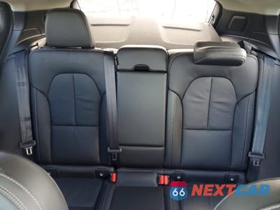 Zdjęcie 10 z 13 samochodu: 2023 VOLVO XC40 ULTIMATE VIN:YV4L12UA2P2065372 - miniatura