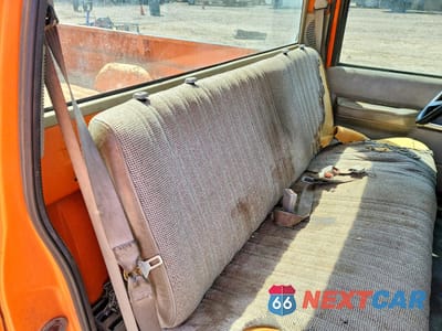 Zdjęcie 10 z 12 samochodu: 1994 GMC SIERRA C1500 VIN:1GTDC14Z5RZ534594 - miniatura