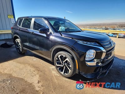 Czwarte zdjęcie samochodu z boku: 2022 MITSUBISHI OUTLANDER ES VIN:JA4J4TA84NZ050749 - miniatura