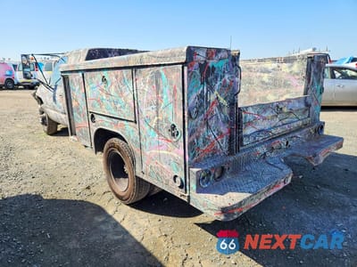 Drugie zdjęcie samochodu z przodu: 1999 GMC SIERRA 3500 UTILITY / SERVICE TRUCK VIN:1GTHC39J3XF095927 - miniatura