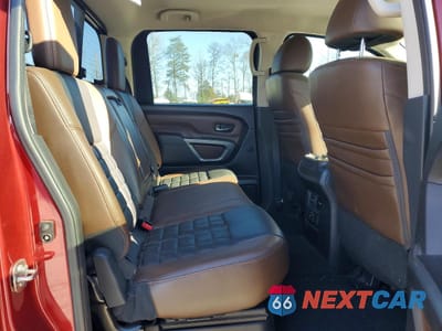 Zdjęcie 10 z 13 samochodu: 2016 NISSAN TITAN XD PLATINUM RESERVE VIN:1N6BA1F49GN516809 - miniatura