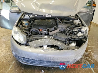 Zdjęcie 11 z 13 samochodu: 2013 VOLKSWAGEN GOLF VIN:WVWDM7AJ3DW044292 - miniatura