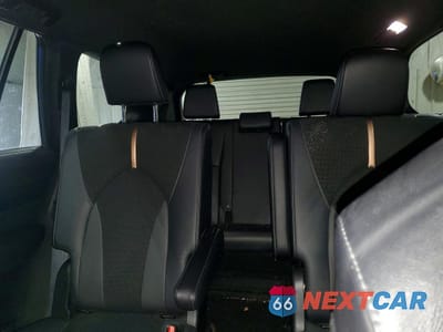 Zdjęcie 10 z 15 samochodu: 2024 TOYOTA GRAND HIGHLANDER HYBRID MAX LIMITED VIN:5TDADAB55RS005275 - miniatura