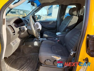 Zdjęcie 7 z 12 samochodu: 2005 NISSAN FRONTIER KING CAB LE VIN:1N6AD06W35C409018 - miniatura