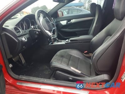 Zdjęcie 7 z 11 samochodu: 2015 MERCEDES-BENZ C 250 VIN:WDDGJ4HB2FG432507 - miniatura