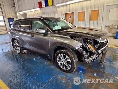 Czwarte zdjęcie samochodu z boku: 2025 TOYOTA HIGHLANDER HYBRID XLE VIN:5TDKBRCH3SS672000 - miniatura