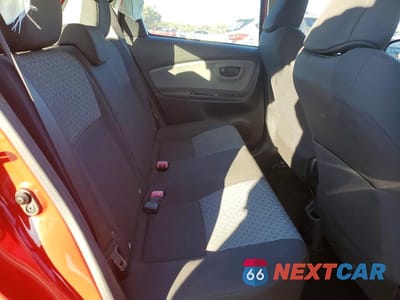 Zdjęcie 10 z 13 samochodu: 2016 TOYOTA YARIS 5-DOOR L VIN:VNKKTUD38GA058252 - miniatura