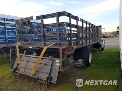 Trzecie zdjęcie samochodu z tyłu: 2013 INTERNATIONAL 4300 FLATBED TRUCK VIN:1HTMMAAL1DH183729 - miniatura